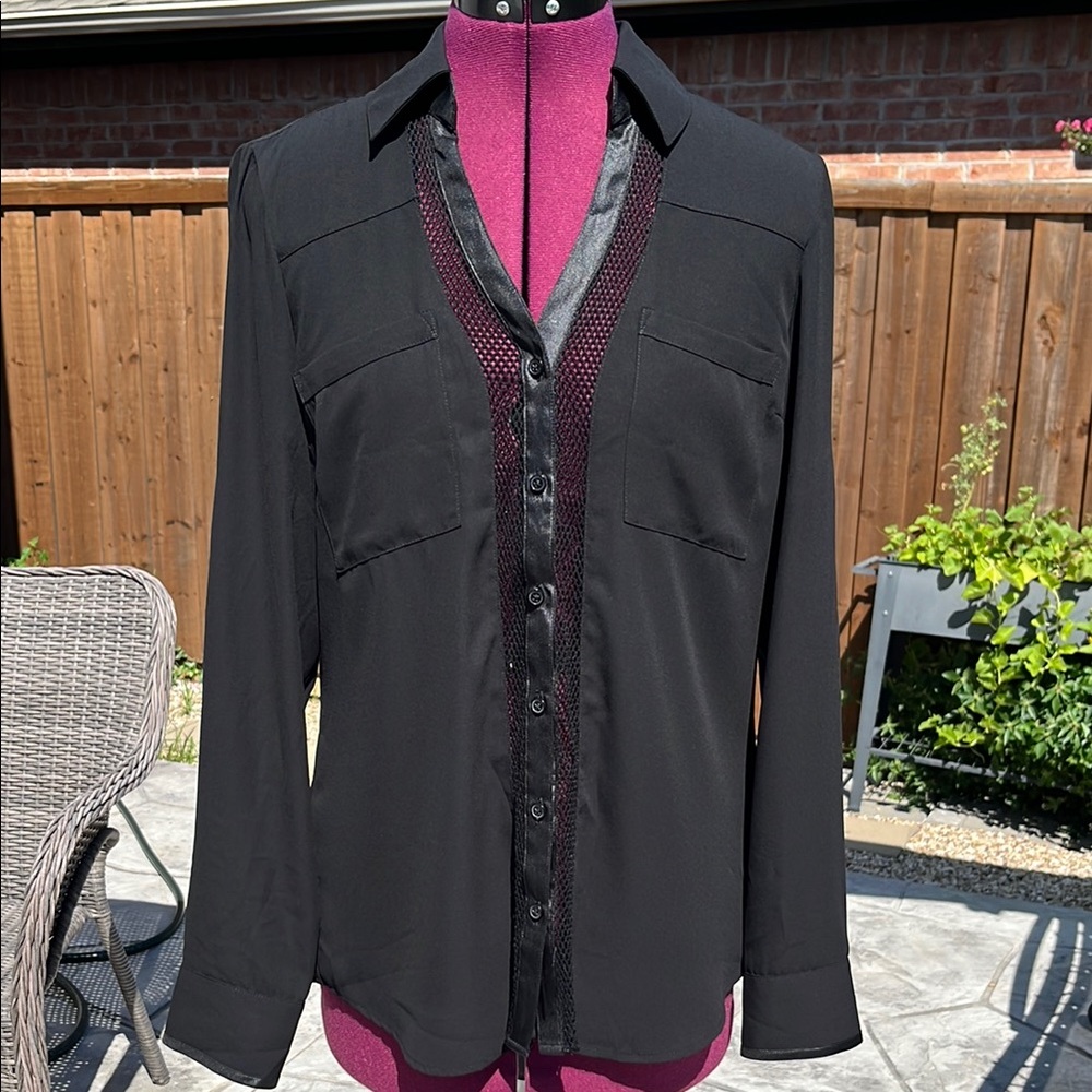 Express The Portofino Black Button Down Shirt for Women EUC
